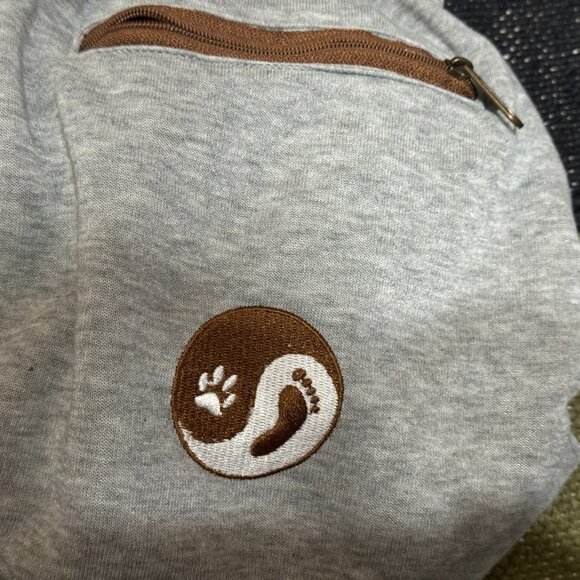 TIMETUU Pet Gear: Reversible Cross-Body Pet Sling Pet Carrier, Grey/Blue Stripe - Picture 8 of 16